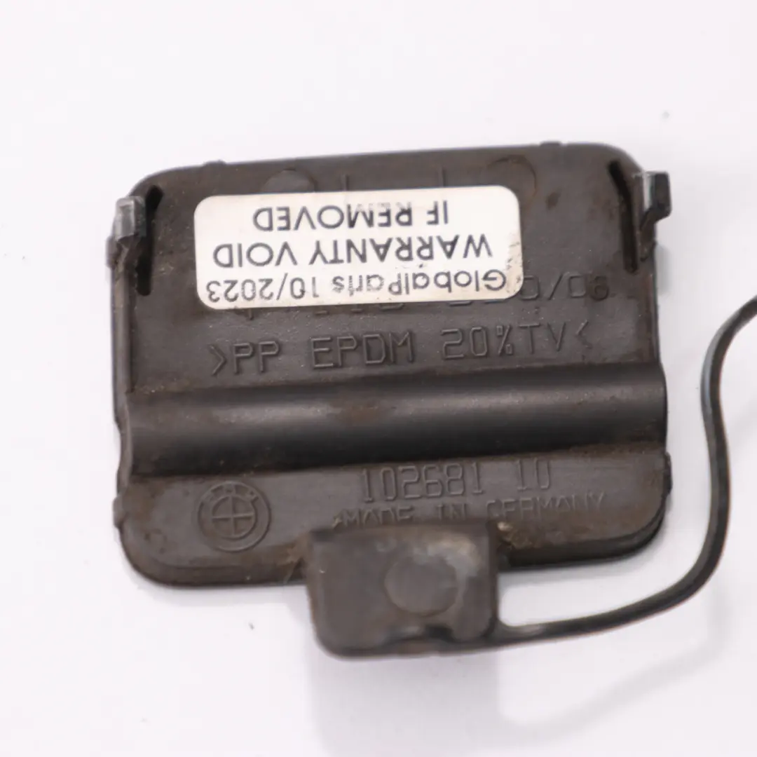 Abschleppöse Haken Klappe Abdeckung hintere Stoßstange Tiefgrün 7116690 für BMW E90 mit Teilenummer 0034445 BMW E90 Abschleppöse Haken Klappe Abdeckung hintere Stoßstange Tiefgrün 7116690 - SKU 0034445-TG - Teilenummer 0034445