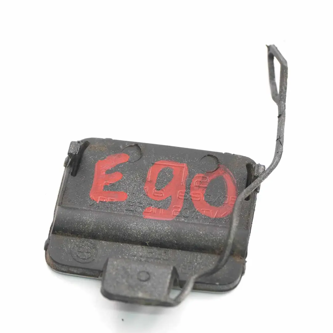 BMW E90 Flap Towing Eye Paraurti Posteriore Titansilber Argento 7116690 - SKU 0034445-TS - Numero di parte 0034445
