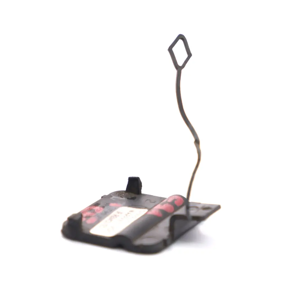 Parachoques trasero Gancho ojo remolque aletas Carbon Negro 416 7127695 para BMW E91 con número de pieza 0034446 BMW E91 Parachoques trasero Gancho ojo remolque aletas Carbon Negro 416 7127695 - SKU 0034446-CAR - Número de pieza 0034446