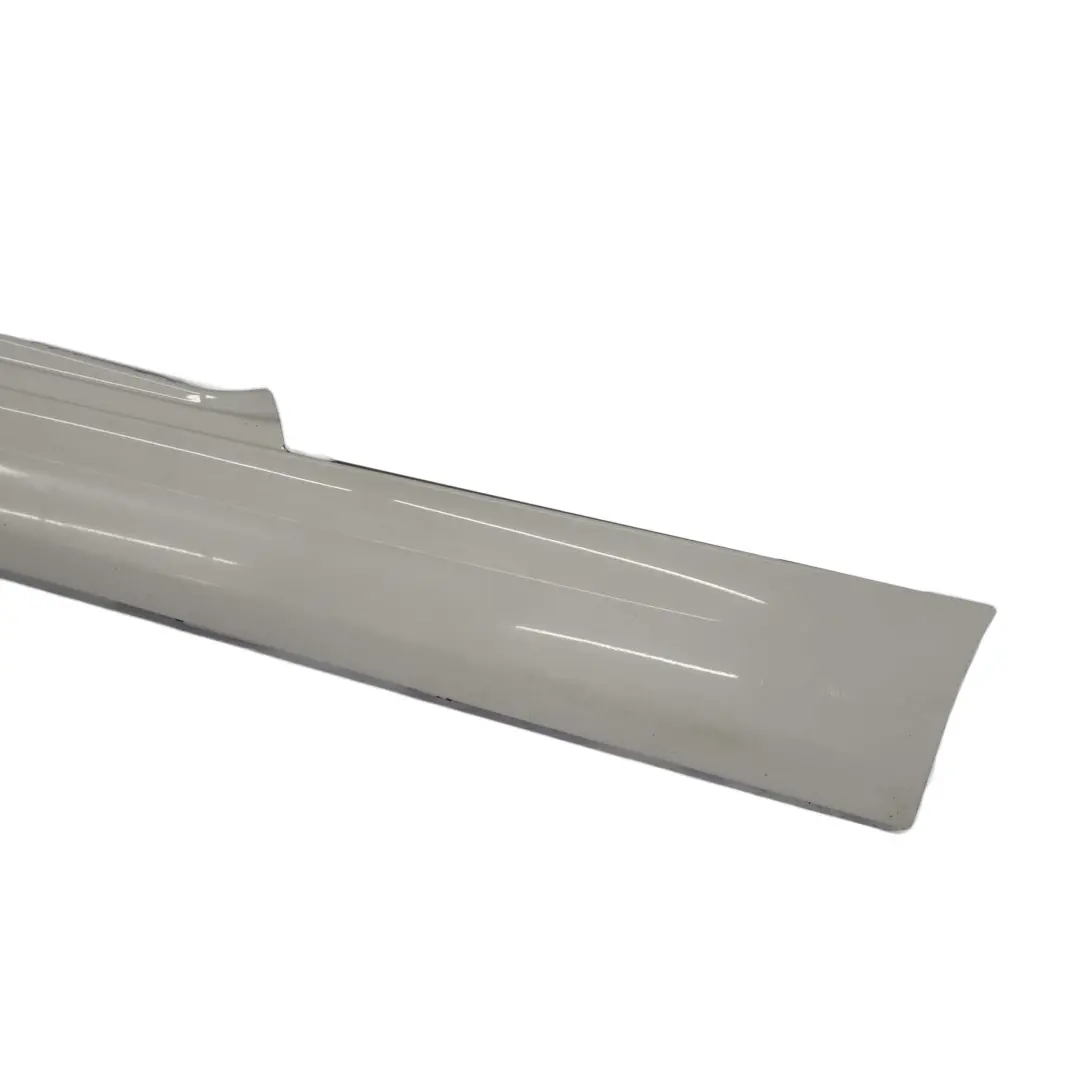  Faldon lateralBMW E81 E82 E88 M Sport Sill Strip Izquierda Alpinweiss Blanco 300 - SKU 0034731-AW2 - Número de pieza 0034731