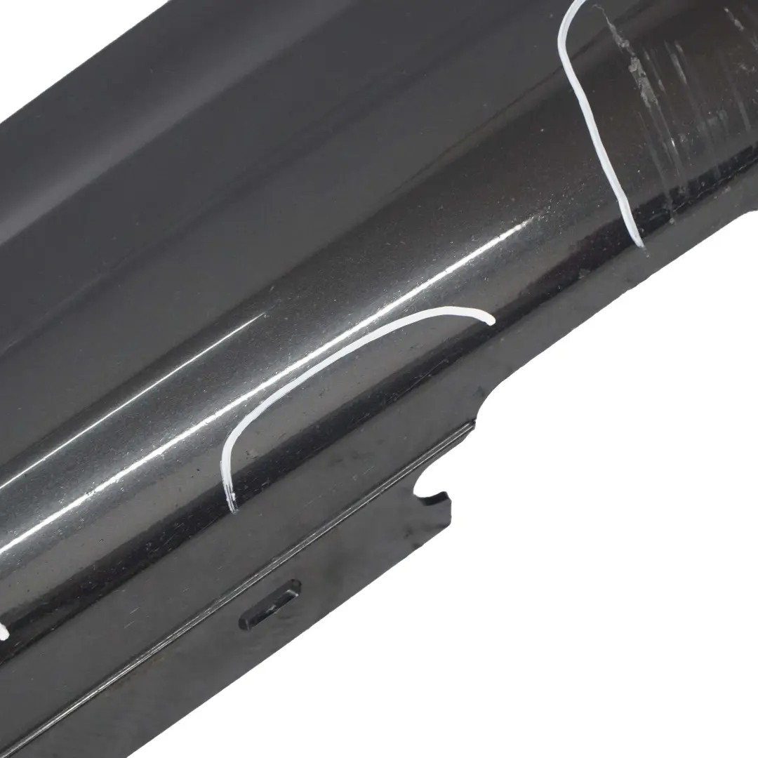 Side Skirt Sill Strip Left Black Sapphire - 475 pour BMW E81 E82 E88 M Sport à propos du numéro de pièce 0034731 BMW E81 E82 E88 M Sport Side Skirt Sill Strip Left Black Sapphire - 475 - SKU 0034731-BS - Numéro de pièce 0034731