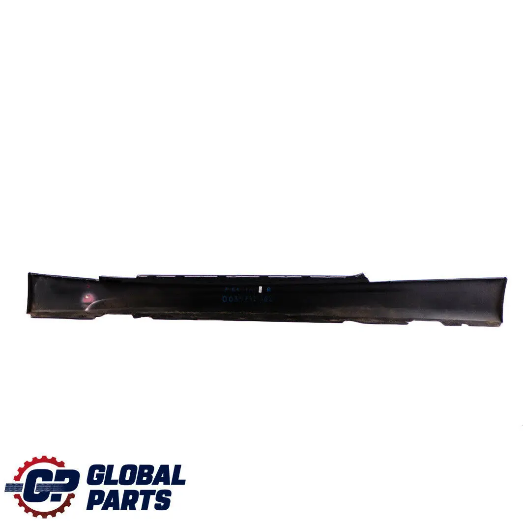 Listello Portiera Gonna Destra Frizzante Grafite - A22 per BMW E81 E82 M Sport con numero di parte 34732 BMW E81 E82 M Sport Listello Portiera Gonna Destra Frizzante Grafite - A22 - SKU 0034732-SG - Numero di parte 34732