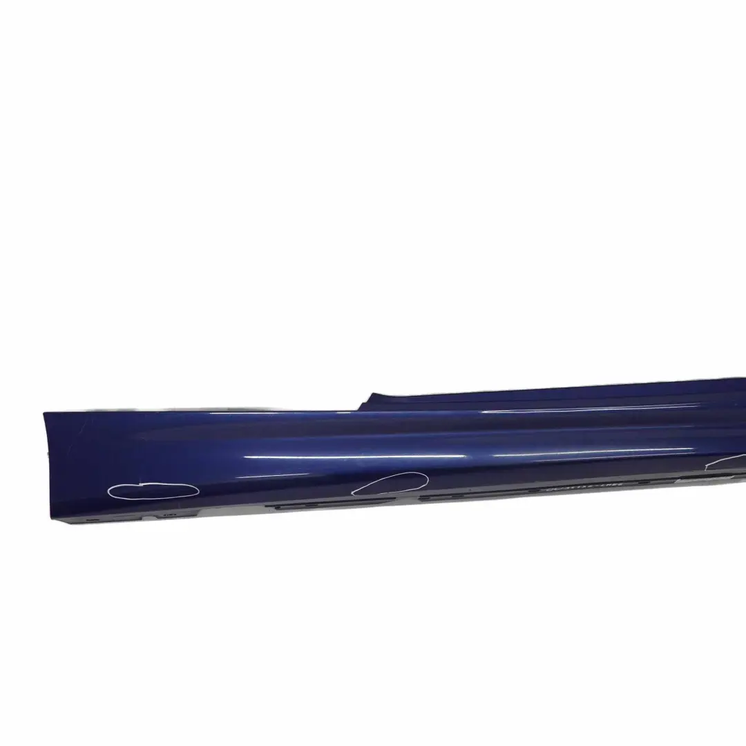 Sill Strip Faldon Derecho Le Mans Blau - 381 para BMW E81 E82 E88 6 M Sport con número de pieza 0034732 BMW E81 E82 E88 6 M Sport Sill Strip Faldon Derecho Le Mans Blau - 381 - SKU 0034732-LMB6 - Número de pieza 0034732