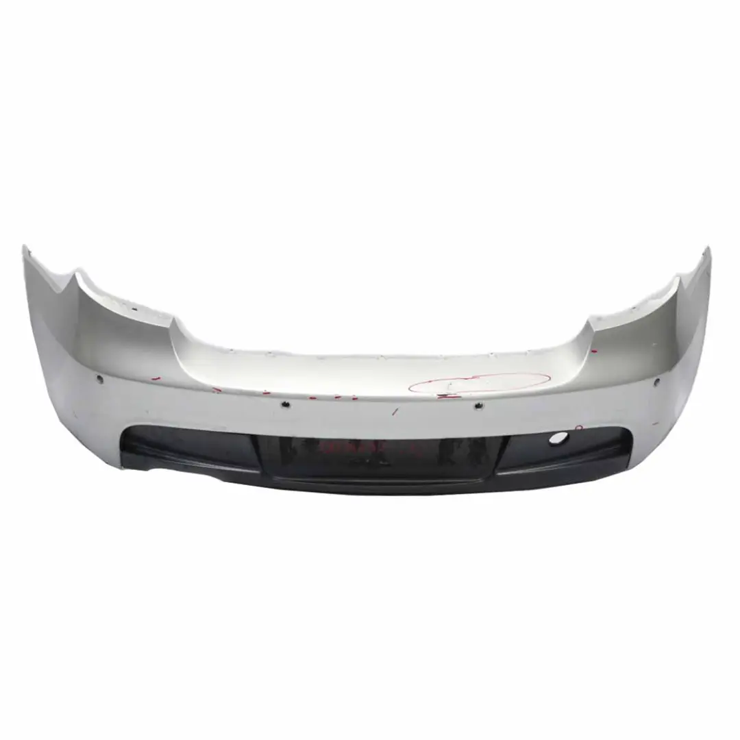 Zderzak Tylny M-Pakiet Titansilber do BMW E81 E87 LCI o numerze 0034802 BMW E81 E87 LCI Zderzak Tylny M-Pakiet Titansilber - SKU 0034802-TS2 - Numer Części 0034802