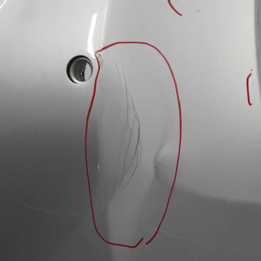 Zderzak Tylny Titansilber - 354 do BMW E81 E87 LCI o numerze 0034802 BMW E81 E87 LCI Zderzak Tylny Titansilber - 354 - SKU 0034802-TS7 - Numer Części 0034802