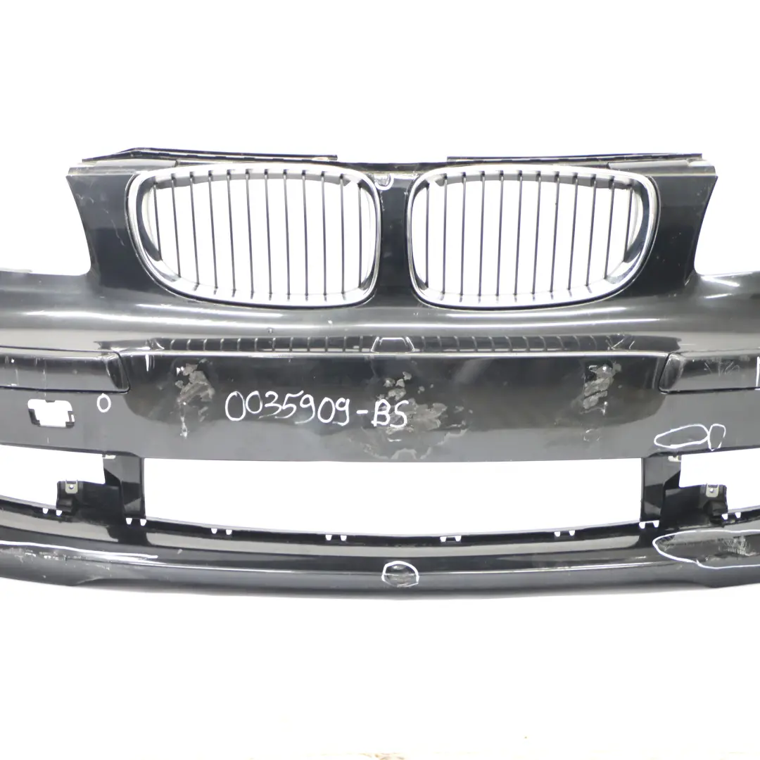 Zderzak Przedni Black Sapphire Czarny Metalik 475 do BMW E81 E87 LCI o numerze 0035909 BMW E81 E87 LCI Zderzak Przedni Black Sapphire Czarny Metalik 475 - SKU 0035909-BS - Numer Części 0035909