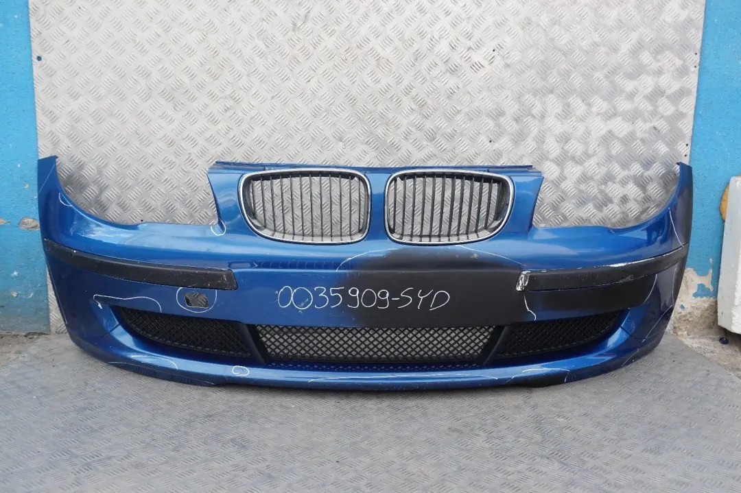 Complete Front Bumper Trim Panel Sydneyblau Blue to BMW 1 Series E81 E87 LCI with Part number 0035909 BMW 1 Series E81 E87 LCI Complete Front Bumper Trim Panel Sydneyblau Blue - SKU 0035909-SYD - Part number 0035909