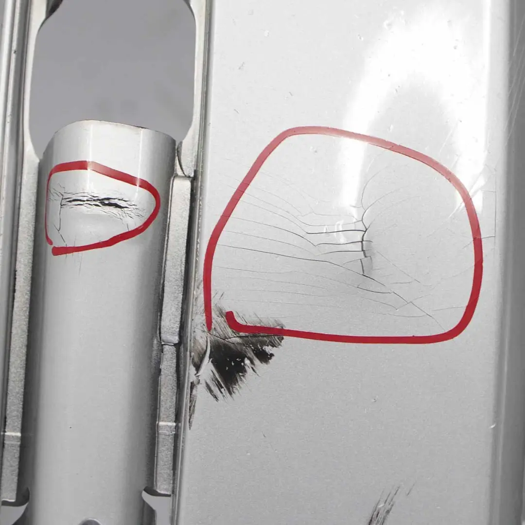 Zderzak Przedni Titansilber - 354 do BMW E81 E87 LCI o numerze 0035909 BMW E81 E87 LCI Zderzak Przedni Titansilber - 354 - SKU 0035909-TS1 - Numer Części 0035909