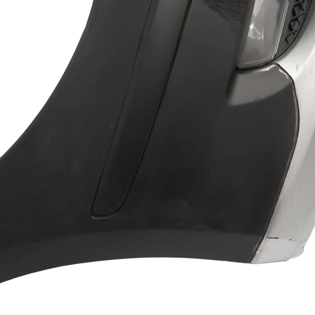 Zderzak Przedni Titansilber - 354 do BMW E81 E87 LCI o numerze 0035909 BMW E81 E87 LCI Zderzak Przedni Titansilber - 354 - SKU 0035909-TS2 - Numer Części 0035909