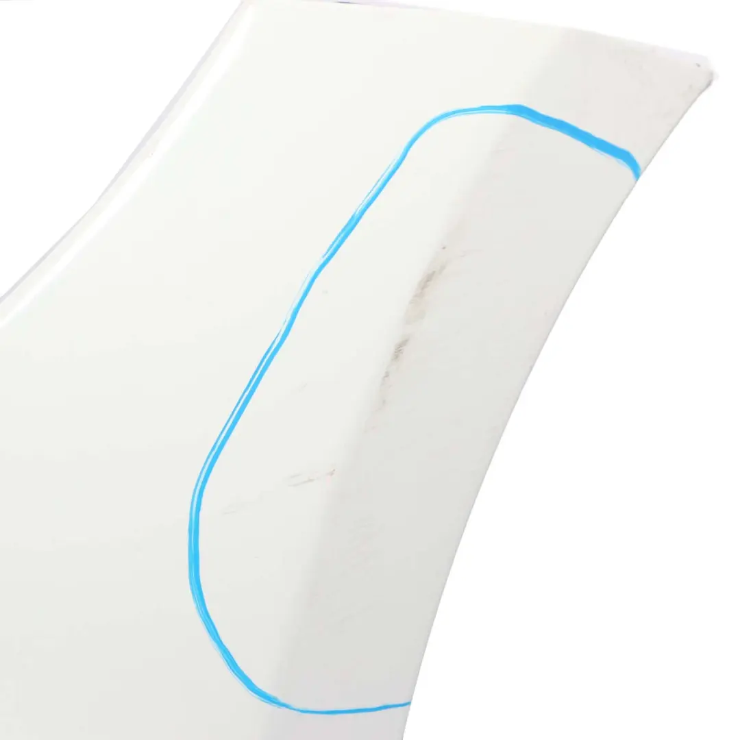 Complete Front Bumper Trim Panel White Painted to BMW 1 E81 E87 LCI with Part number 0035909 BMW 1 E81 E87 LCI Complete Front Bumper Trim Panel White Painted - SKU 0035909-WHI - Part number 0035909