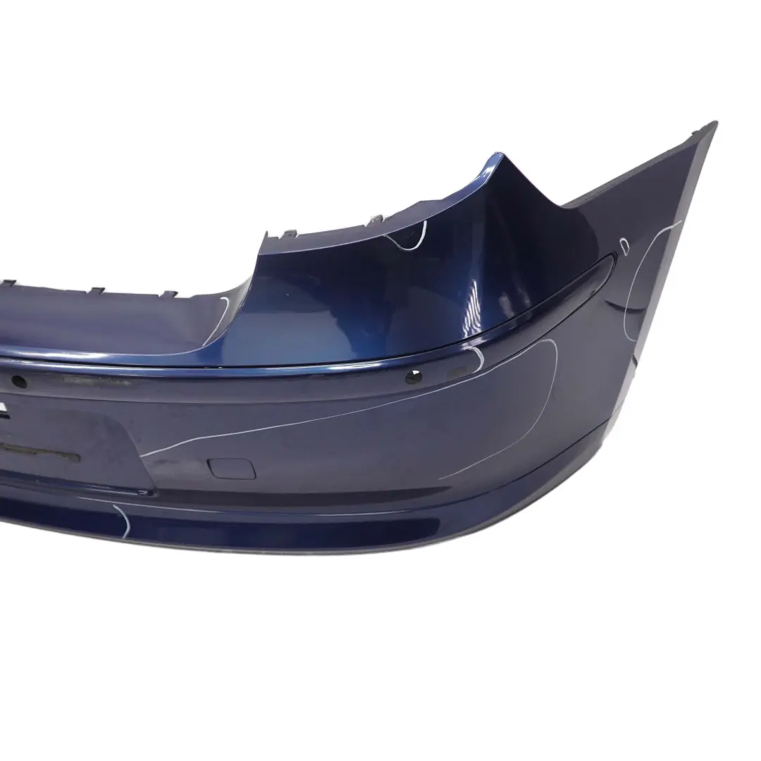 BMW E81 E87 LCI Pare-chocs arrière avec enjoliveur PDC Tiefseeblau Deep Sea Blue - SKU 0035911-DSB2 - Numéro de pièce 0035911