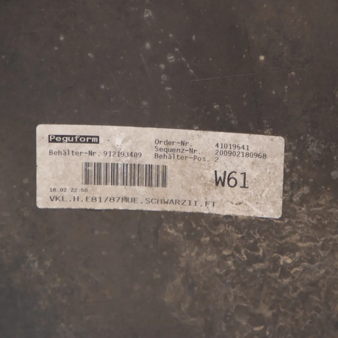 Bumper Trim Panel Schwarz 2 Black - 668 to BMW E81 E87 LCI Rear with Part number 0035911 BMW E81 E87 LCI Rear Bumper Trim Panel Schwarz 2 Black - 668 - SKU 0035911-SCH - Part number 0035911