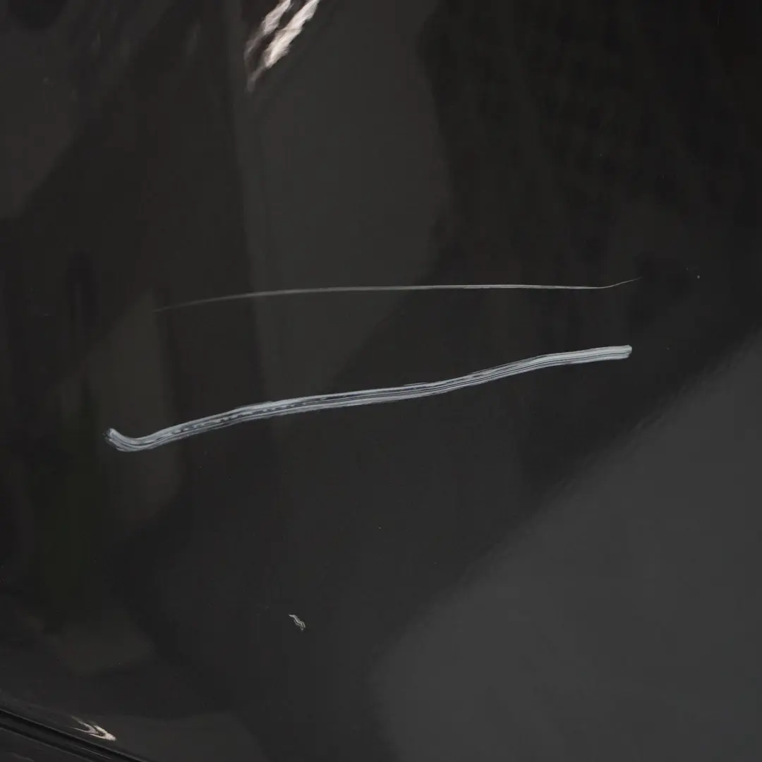 Zderzak Tylny Sparkling - A22 do BMW E81 E87 LCI o numerze 0035911 BMW E81 E87 LCI Zderzak Tylny Sparkling - A22 - SKU 0035911-SG6 - Numer Części 0035911