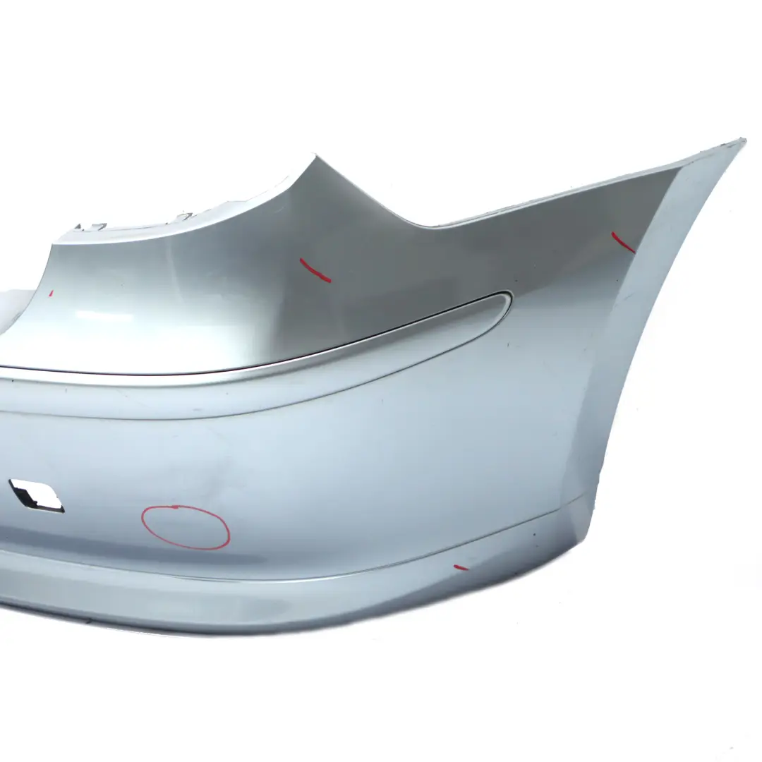 Zderzak Tylny Bluewater Niebieski Metalik - 896 do BMW E81 E87 LCI o numerze 0035911 BMW E81 E87 LCI Zderzak Tylny Bluewater Niebieski Metalik - 896 - SKU 0035911-WB - Numer Części 0035911