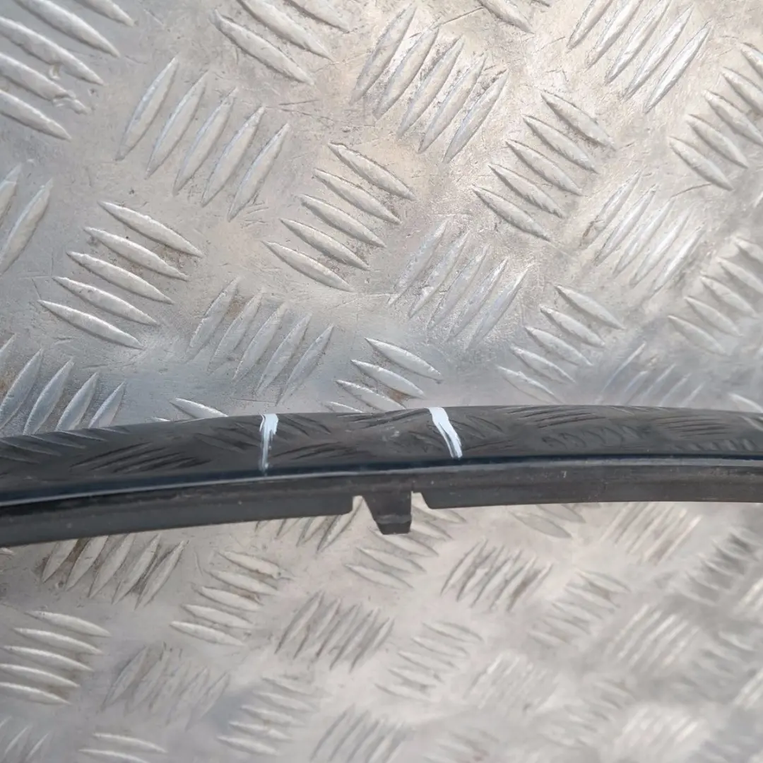 BMW E81 E87 LCI Rubbing Striscia Paraurti Posteriore Black II Nero 2 - 668 - SKU 0035912-SCH - Numero di parte 35912