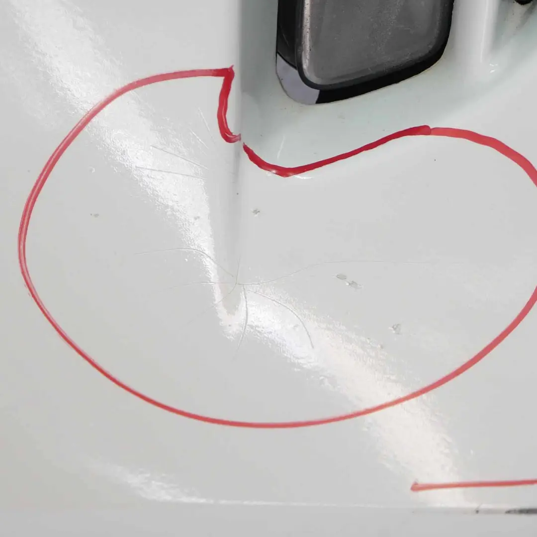 Zderzak Przedni E88 Alpinweiss - 300 do BMW E82 o numerze 0036079 BMW E82 Zderzak Przedni E88 Alpinweiss - 300 - SKU 0036079-AW - Numer Części 0036079