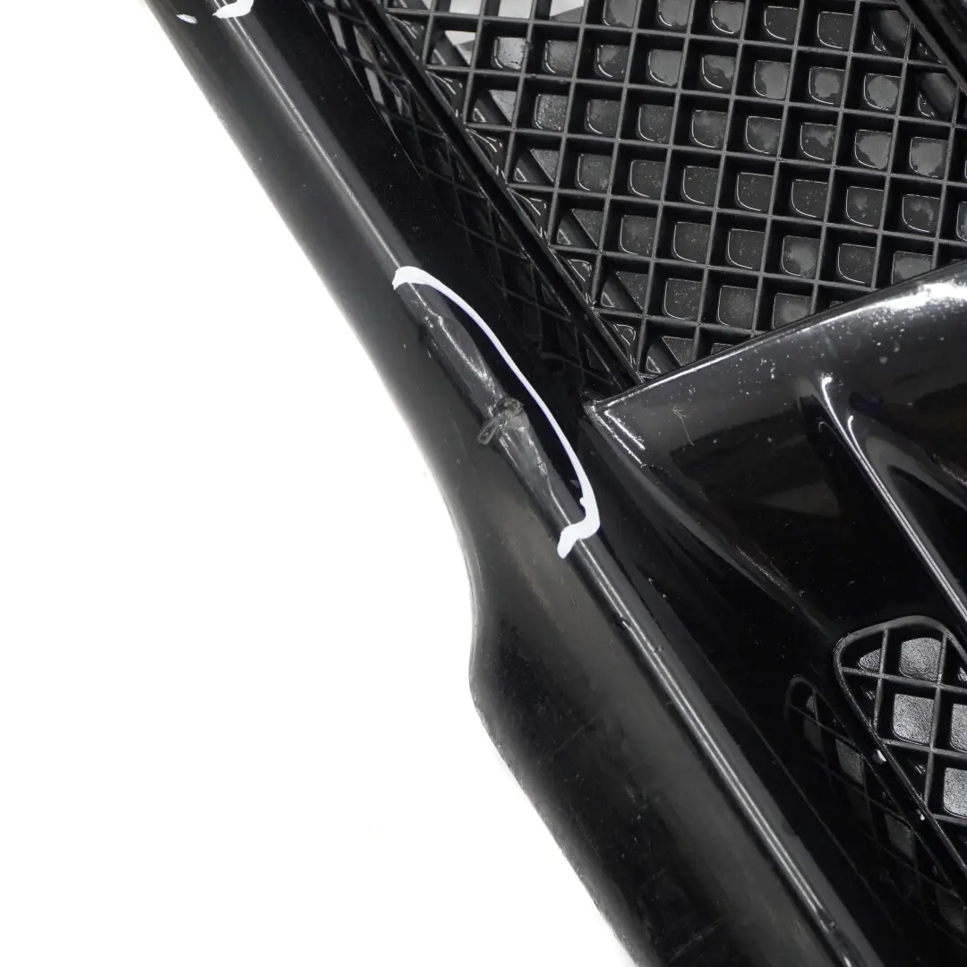 Zderzak Przedni Przód Schwarz II do BMW E82 E88 o numerze 0036079 BMW E82 E88 Zderzak Przedni Przód Schwarz II - SKU 0036079-SCH1 - Numer Części 0036079