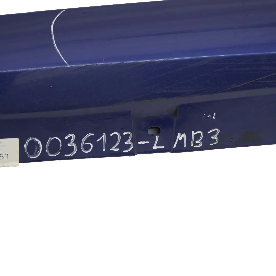 Faldon lateralBMW E92 E93 M Sport Sill Strip Cover Left Le Mans Blau - 381 para con número de pieza 0036123 Faldon lateralBMW E92 E93 M Sport Sill Strip Cover Left Le Mans Blau - 381 - SKU 0036123-LMB3 - Número de pieza 0036123