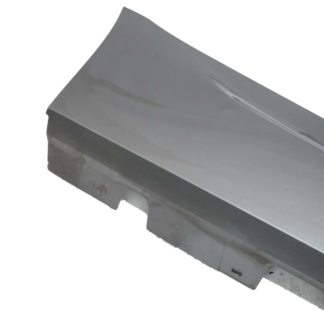 Jupe laterale M Sport Bande de seuil droite Spacegrau Grey - A52 pour BMW E92 E93 à propos du numéro de pièce 0036124 BMW E92 E93 Jupe laterale M Sport Bande de seuil droite Spacegrau Grey - A52 - SKU 0036124-SCG2 - Numéro de pièce 0036124