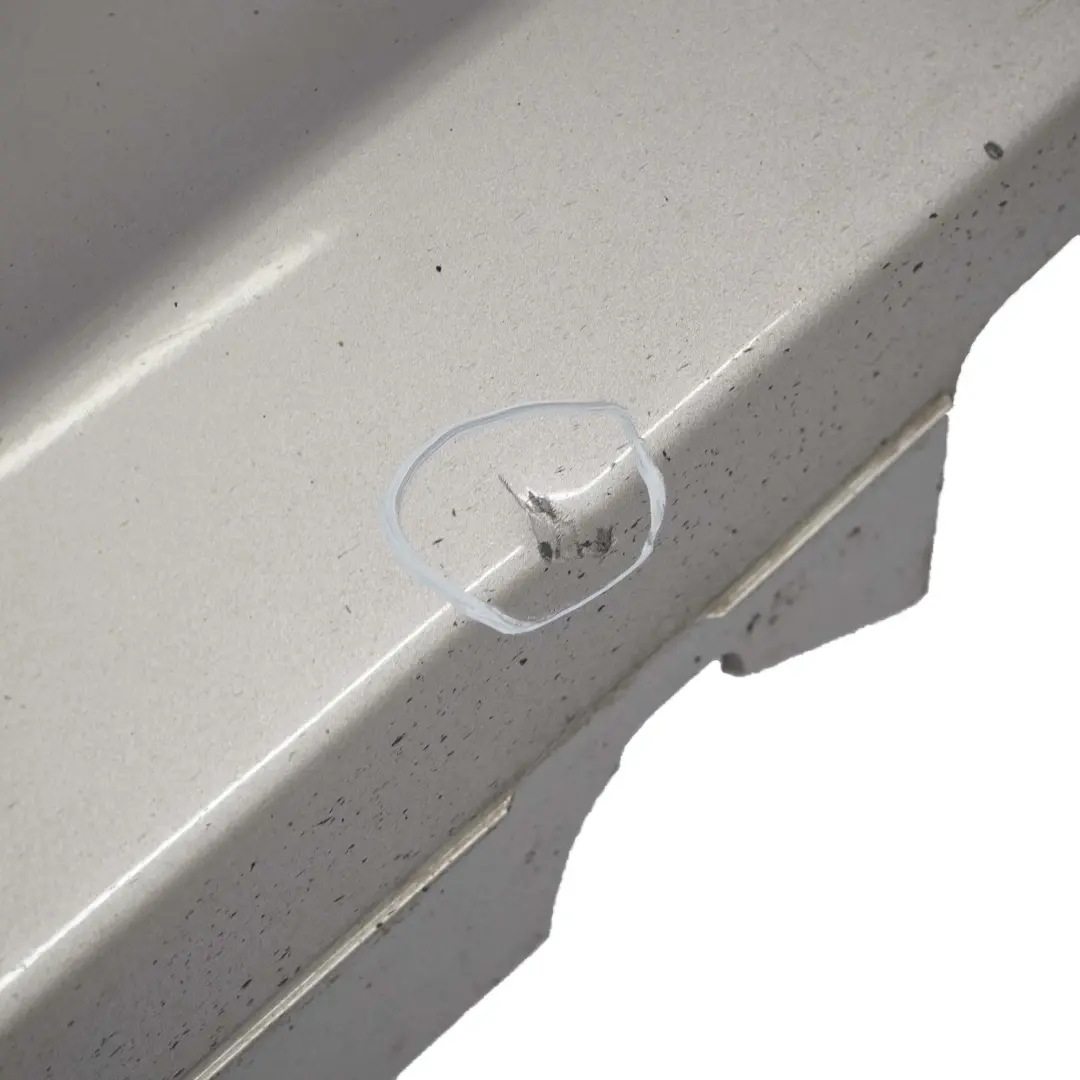 Sill Strip Faldón Lateral Derecho Kaschmirsilber Cashmere Silver A72 para BMW E81 E88 con número de pieza 0036142 BMW E81 E88 Sill Strip Faldón Lateral Derecho Kaschmirsilber Cashmere Silver A72 - SKU 0036142-KAS1 - Número de pieza 0036142