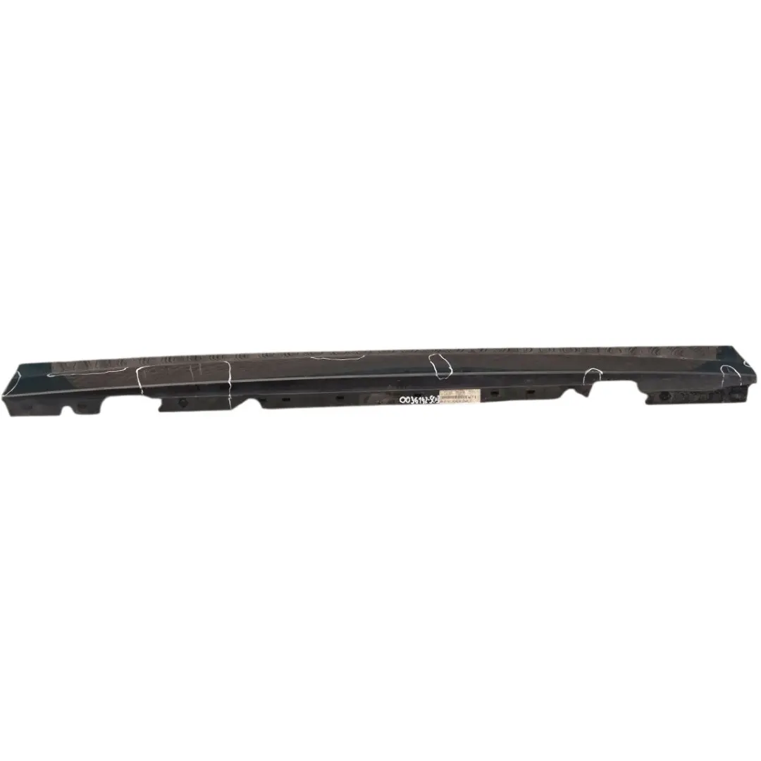 Nakładka próg prawy schwarz II 668 do BMW 1 E81 o numerze 36142 BMW 1 E81 Nakładka próg prawy schwarz II 668 - SKU 0036142-SCH3 - Numer Części 36142