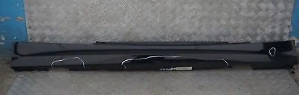 BMW 1 E81 Nakładka próg prawy schwarz II 668 - SKU 0036142-SCH4 - Numer Części 0036142