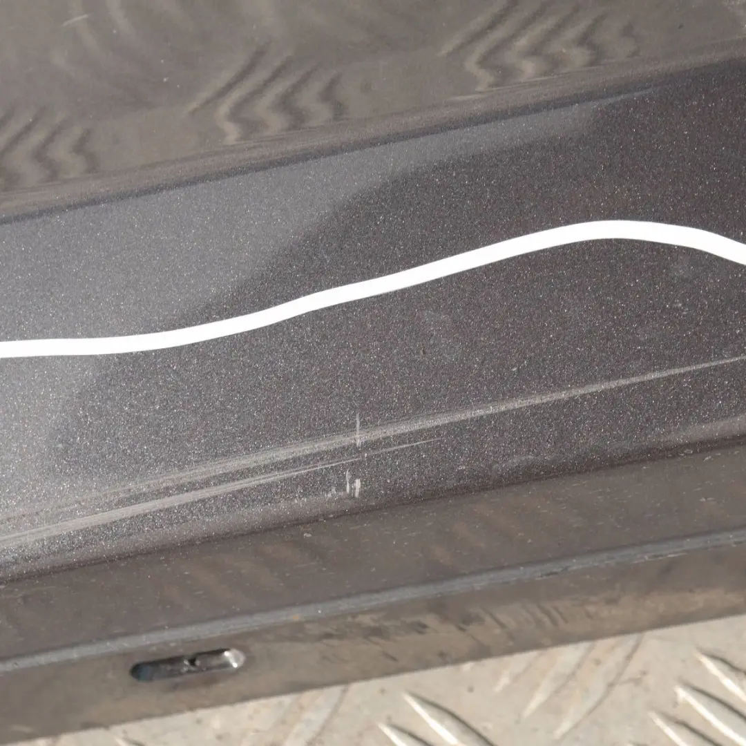 BMW E81 E82 E88 Faldón lateral derecho Sparkling Graphite - SKU 0036142-SG3 - Número de pieza 51770036142
