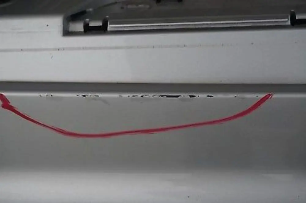 BMW 3 E81 E82 E88 Sill tira lateral falda derecha O / S Titansilber Plata - SKU 0036142-TS3 - Número de pieza 0036142
