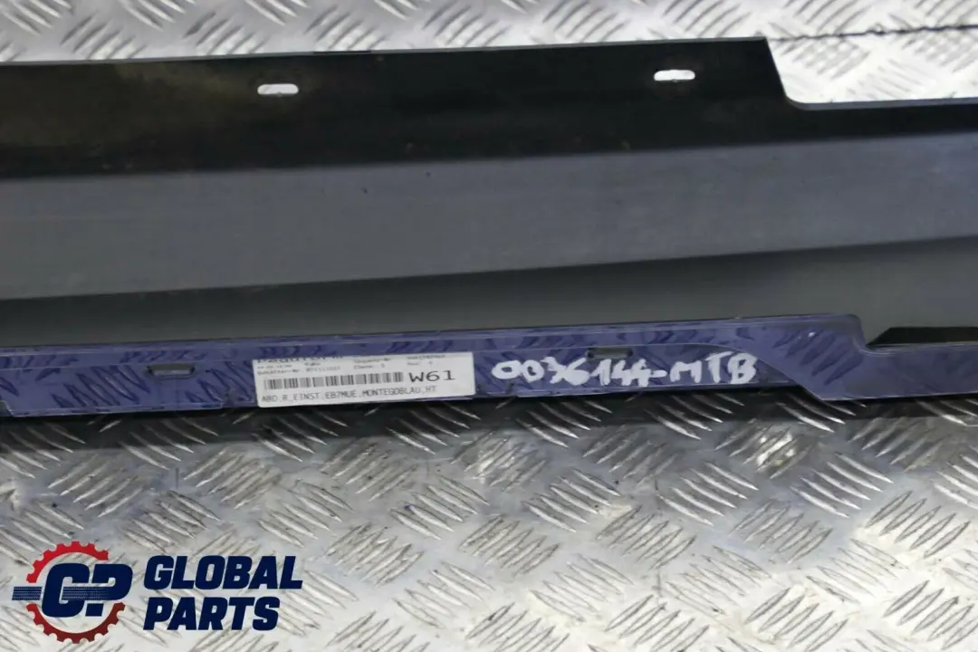 Sill Strip Faldon Lateral Derecho Montegoblau Montego Blau - A51 para BMW E87 LCI con número de pieza 0036144 BMW E87 LCI Sill Strip Faldon Lateral Derecho Montegoblau Montego Blau - A51 - SKU 0036144-MTB - Número de pieza 0036144