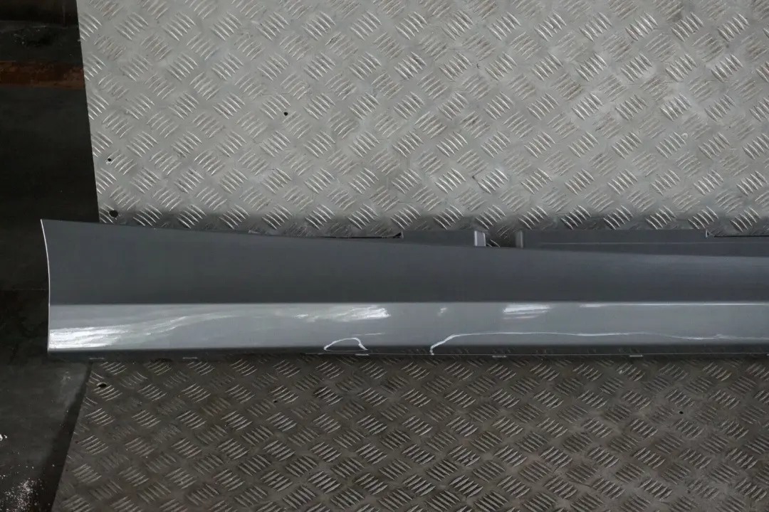 BMW E87 LCI Sill Strip Side Skirt Right Spacegrau Space Grau Grey - SKU 0036144-SCG - Número de pieza 0036144