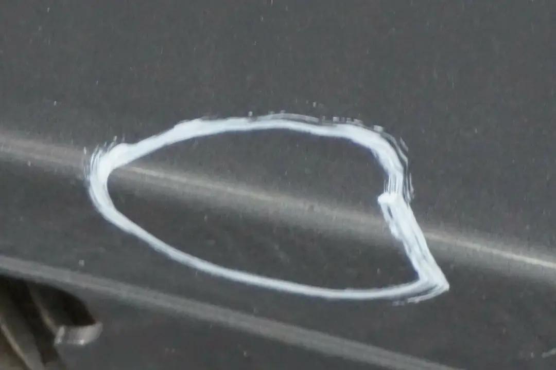 Sill Strip Side Skirt Right Spacegrau Space Grau Grey para BMW E87 LCI con número de pieza 0036144 BMW E87 LCI Sill Strip Side Skirt Right Spacegrau Space Grau Grey - SKU 0036144-SCG - Número de pieza 0036144