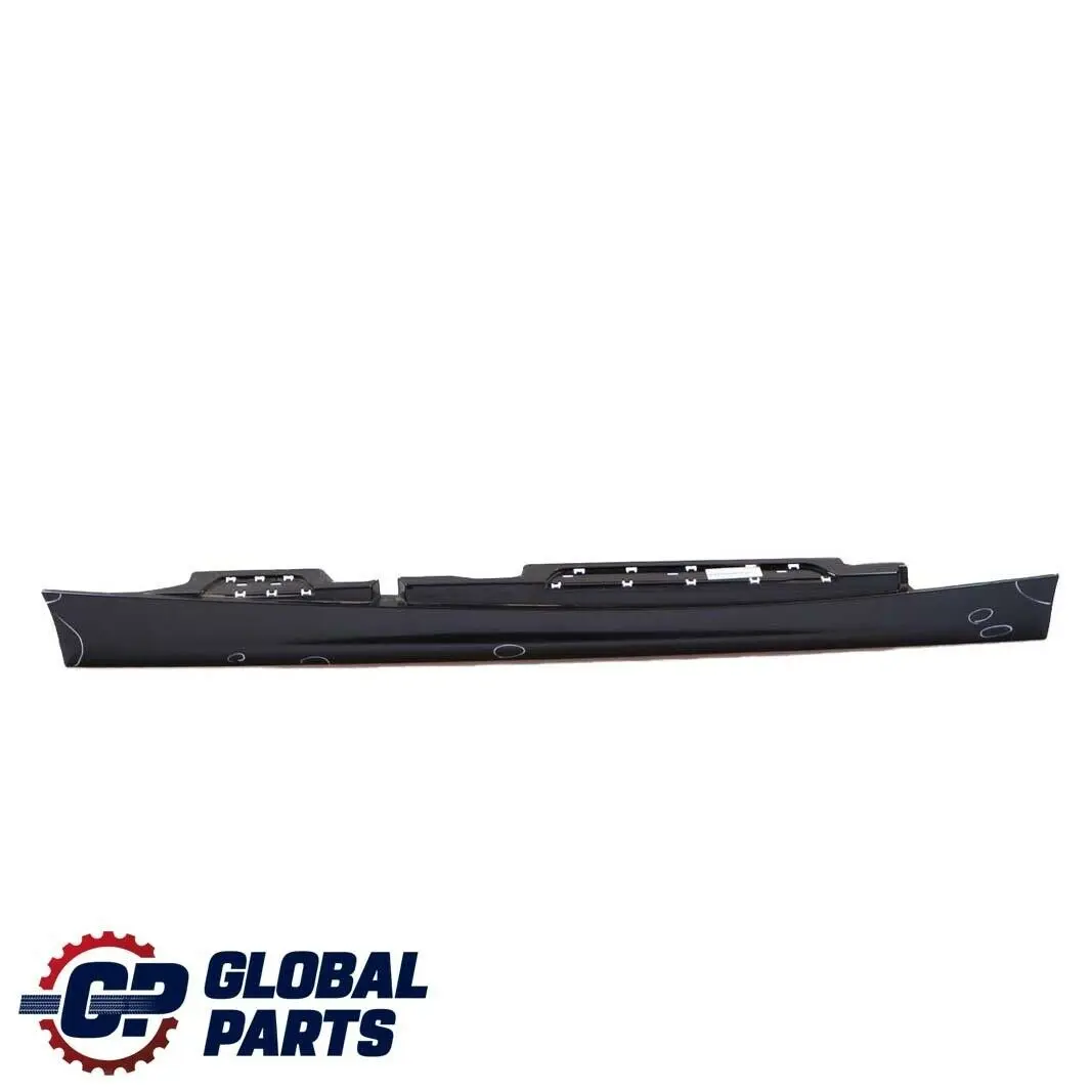 Schwellerleiste Blende Schweller rechts Schwarz 2 für BMW 1 er E87 LCI mit Teilenummer 36144 BMW 1 er E87 LCI Schwellerleiste Blende Schweller rechts Schwarz 2 - SKU 0036144-SCH11 - Teilenummer 36144