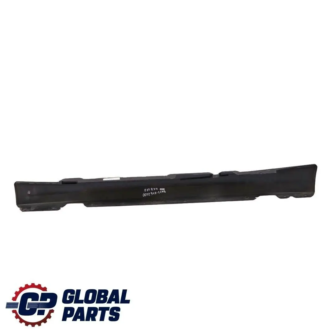 BMW E87 LCI Bas de Porte Couverture Seuil Droite Noir - SKU 0036144-SCH11 - Numéro de pièce 36144