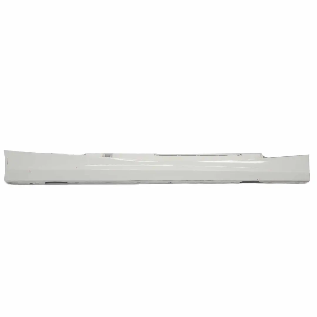 BMW E87 LCI Baguette de seuil latérale droite Alpinweiss Alpine White - 300 - SKU 0036144-AW2 - Numéro de pièce 0036144