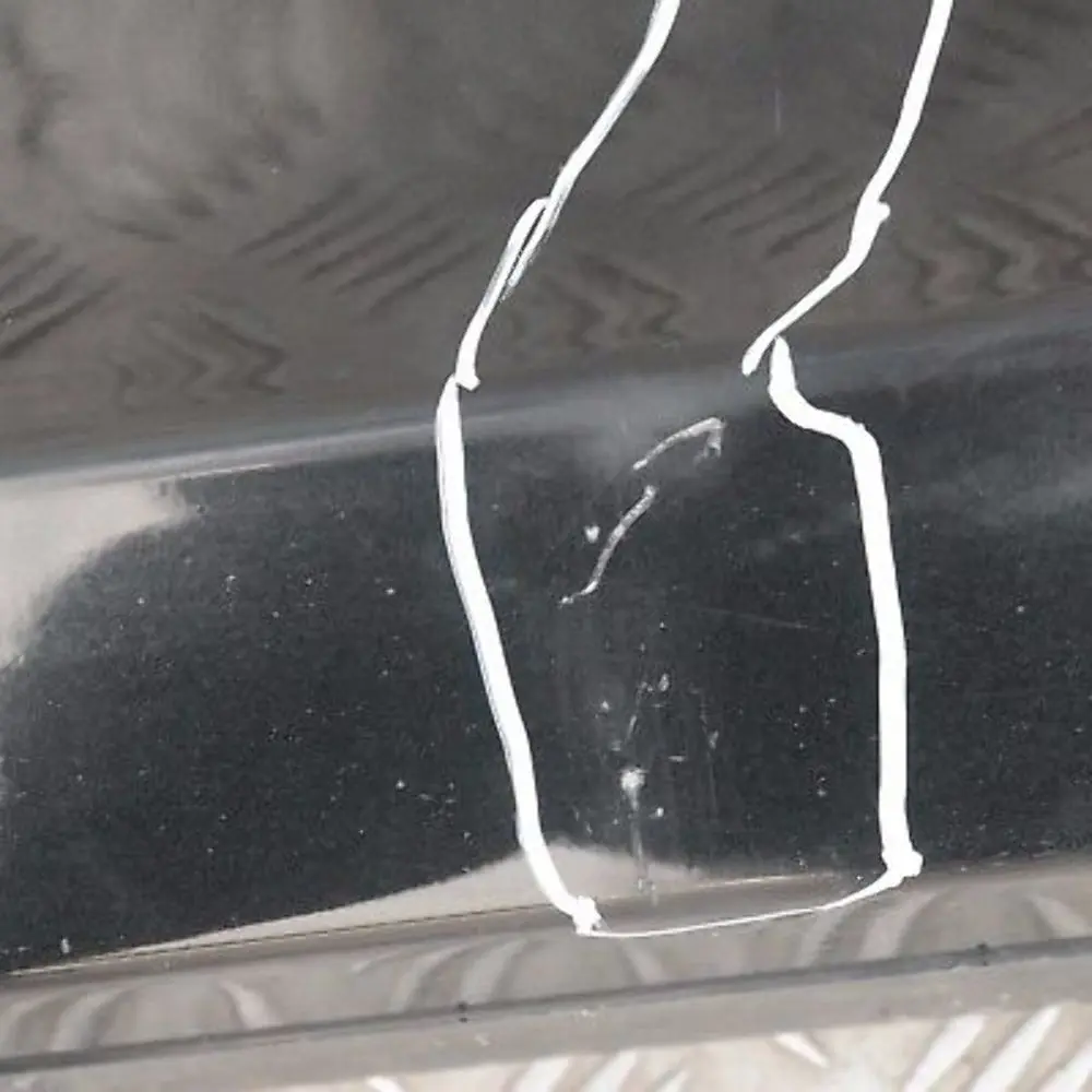 BMW E87 LCI Sill Strip Faldón Lateral Derecho Negro Zafiro Metálico 475 - SKU 0036144-BS10 - Número de pieza 36144