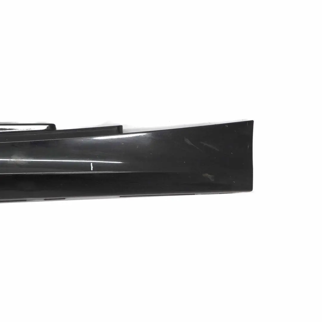 Bas de Porte Couverture Seuil Droite Noir Sapphire Metallisee pour BMW E87 LCI à propos du numéro de pièce 0036144 BMW E87 LCI Bas de Porte Couverture Seuil Droite Noir Sapphire Metallisee - SKU 0036144-BS3 - Numéro de pièce 0036144