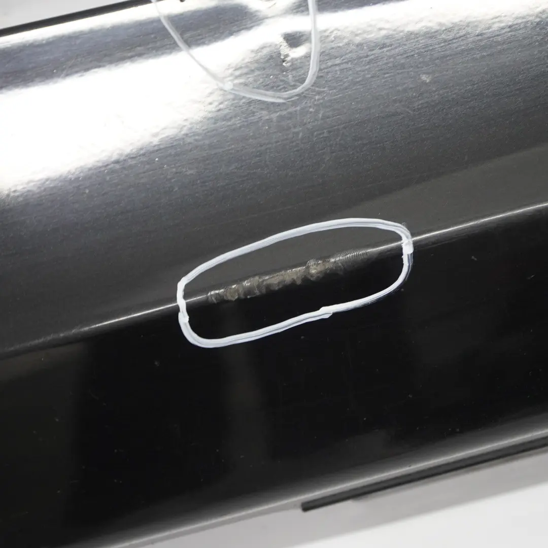 Sill Strip Faldon Lateral Derecho Negro Zafiro Metalizado - 475 para BMW E87 LCI con número de pieza 0036144 BMW E87 LCI Sill Strip Faldon Lateral Derecho Negro Zafiro Metalizado - 475 - SKU 0036144-BS3 - Número de pieza 0036144