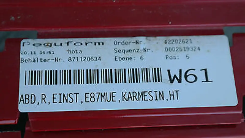 BMW E87 LCI Bas de Porte Couverture Seuil Droite Rouge Carmin Rouge - SKU 0036144-KAR1 - Numéro de pièce 51770036144