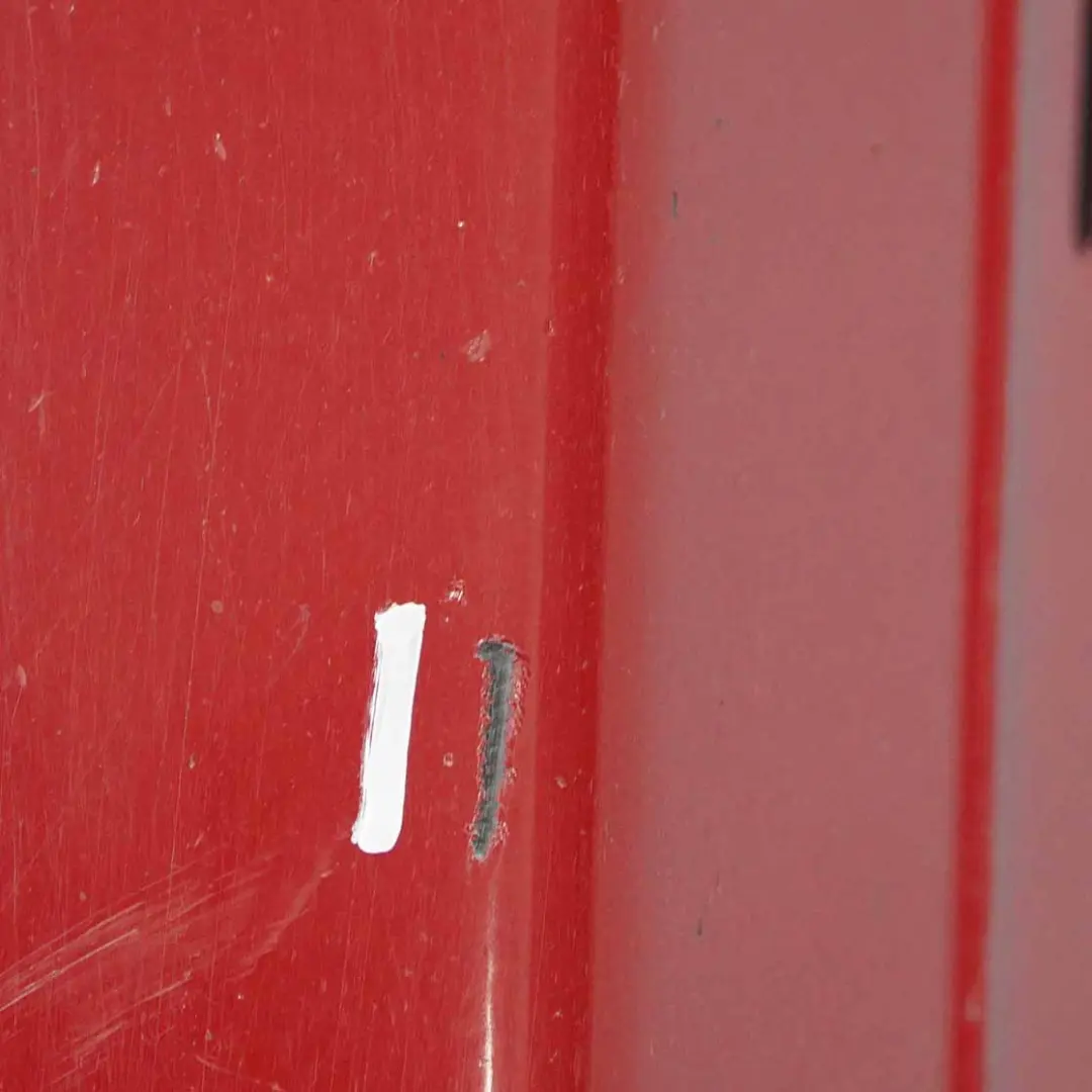 Bas de Porte Seuil Bouchon Droit Rouge Carmin Rouge - A61 pour BMW E87 LCI à propos du numéro de pièce 0036144 BMW E87 LCI Bas de Porte Seuil Bouchon Droit Rouge Carmin Rouge - A61 - SKU 0036144-KAR6 - Numéro de pièce 0036144