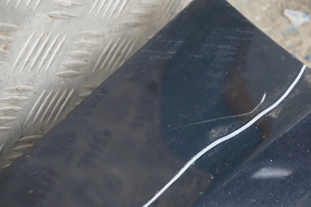 Sill Strip Side Skirt Right O/S Monacoblau Blau Blue A35 to BMW 1 Series 4 E87N LCI with Part number 51770036144 BMW 1 Series 4 E87N LCI Sill Strip Side Skirt Right O/S Monacoblau Blau Blue A35 - SKU 0036144-MB4 - Part number 51770036144