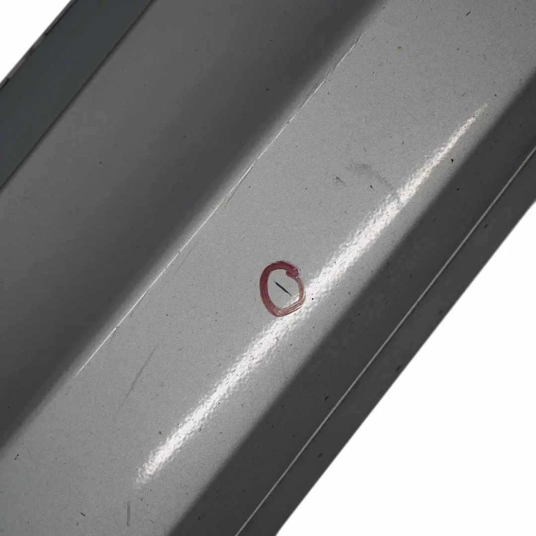 Bas de Porte Seuil Bouchon Droit Patagoniagruen Vert - A71 pour BMW E87 LCI à propos du numéro de pièce 0036144 BMW E87 LCI Bas de Porte Seuil Bouchon Droit Patagoniagruen Vert - A71 - SKU 0036144-PTG1 - Numéro de pièce 0036144