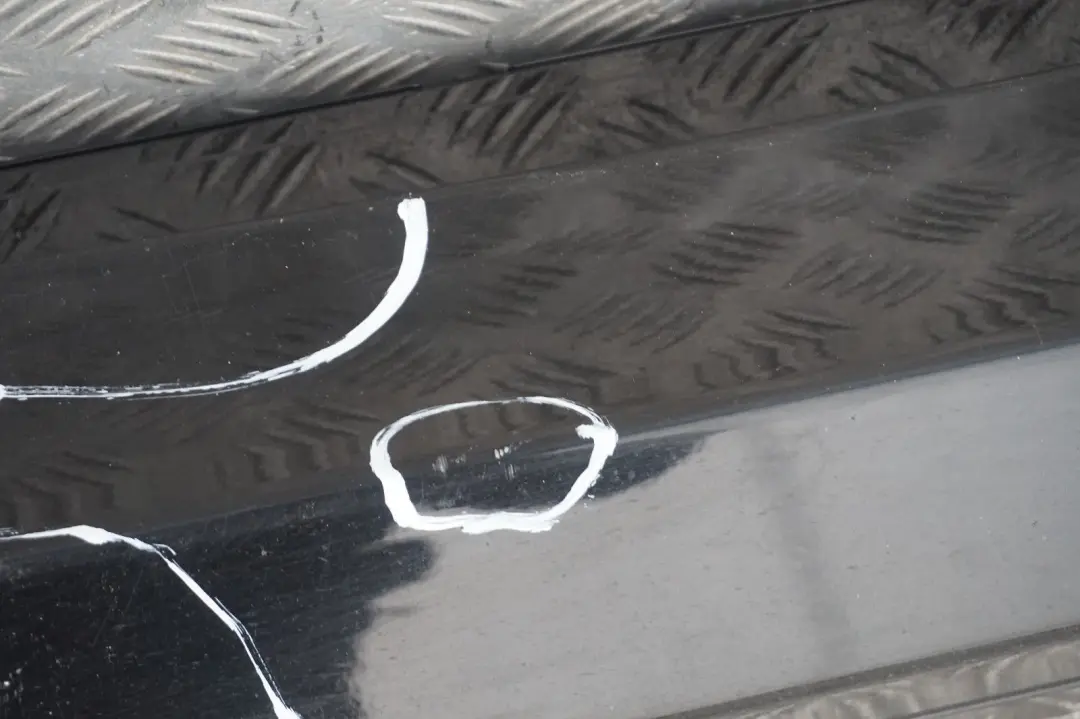 Sill Strip Side Skirt Right O/S Schwarz II Black 2 to BMW 1 SERIES 12 E87 LCI E87N with Part number 36144 BMW 1 SERIES 12 E87 LCI E87N Sill Strip Side Skirt Right O/S Schwarz II Black 2 - SKU 0036144-SCH12 - Part number 36144