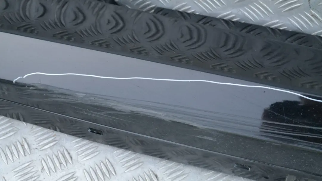BMW 1 SERIES 5 E87 LCI E87N Sill strip side skirt right O/S Schwarz II Black 2 - SKU 0036144-SCH5 - Part number 51770036144