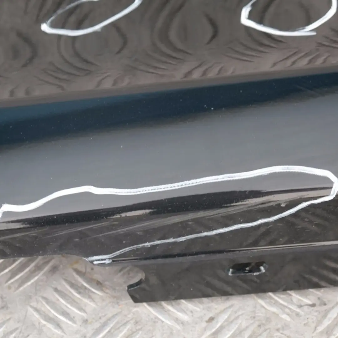 Faldón lateral derecho Schwarz II Negro 2 para BMW 8 E87 LCI E87N con número de pieza 36144 BMW 8 E87 LCI E87N Faldón lateral derecho Schwarz II Negro 2 - SKU 0036144-SCH8 - Número de pieza 36144