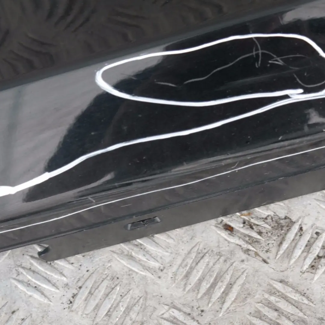 BMW 9 E87 LCI E87N Listón de umbral Faldón lateral derecho Schwarz II Negro 2 - SKU 0036144-SCH9 - Número de pieza 36144