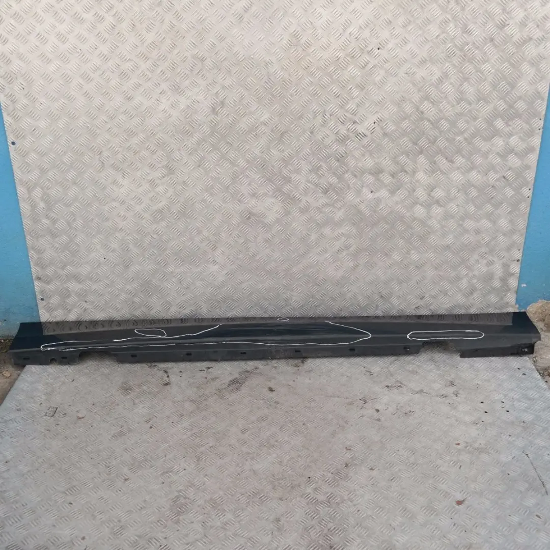 Schwellerleiste Blende Schweller rechts Schwarz 2 für BMW 1 er E87 LCI mit Teilenummer 36144 BMW 1 er E87 LCI Schwellerleiste Blende Schweller rechts Schwarz 2 - SKU 0036144-SCH9 - Teilenummer 36144
