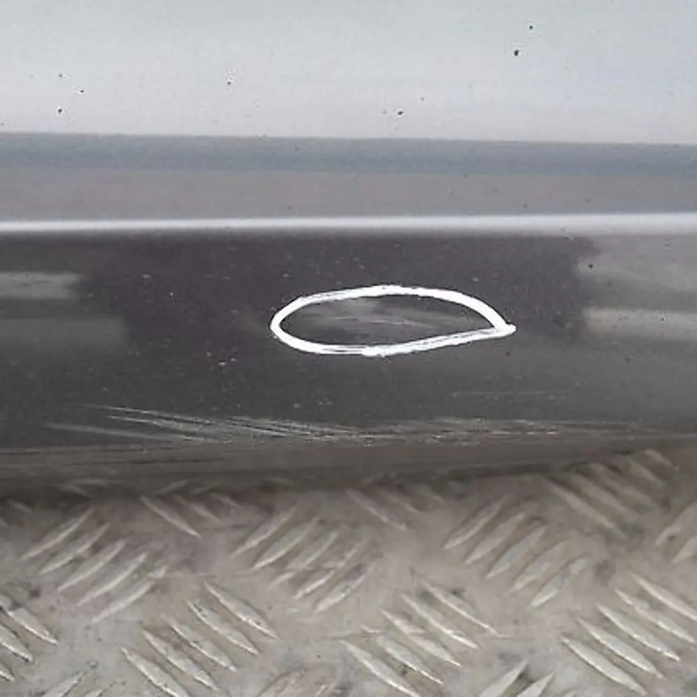 Bas de Porte Couverture Seuil A Droite Mousseux Graphite pour BMW E87 LCI à propos du numéro de pièce 51770036144 BMW E87 LCI Bas de Porte Couverture Seuil A Droite Mousseux Graphite - SKU 0036144-SG2 - Numéro de pièce 51770036144