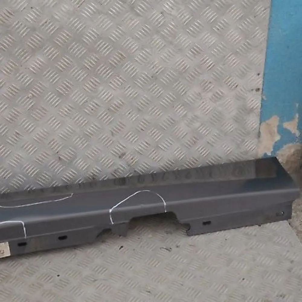 Sill strip side skirt right O/S Sparkling Graphite - A22 to BMW 1 SERIES E87N LCI with Part number 36144 BMW 1 SERIES E87N LCI Sill strip side skirt right O/S Sparkling Graphite - A22 - SKU 0036144-SG7 - Part number 36144