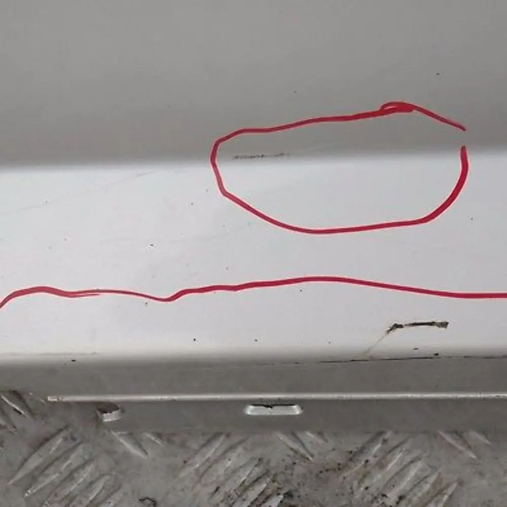 Nakładka listwa próg prawy do BMW E87 LCI o numerze 51770036144 BMW E87 LCI Nakładka listwa próg prawy - SKU 0036144-TS8 - Numer Części 51770036144