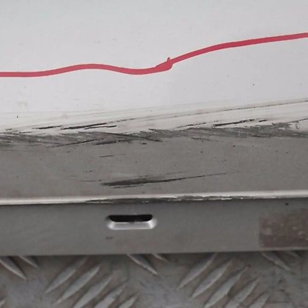 BMW E87 LCI Listello Portiera Apertura Gonna Destra Argento-Titanio - SKU 0036144-TS9 - Numero di parte 51770036144